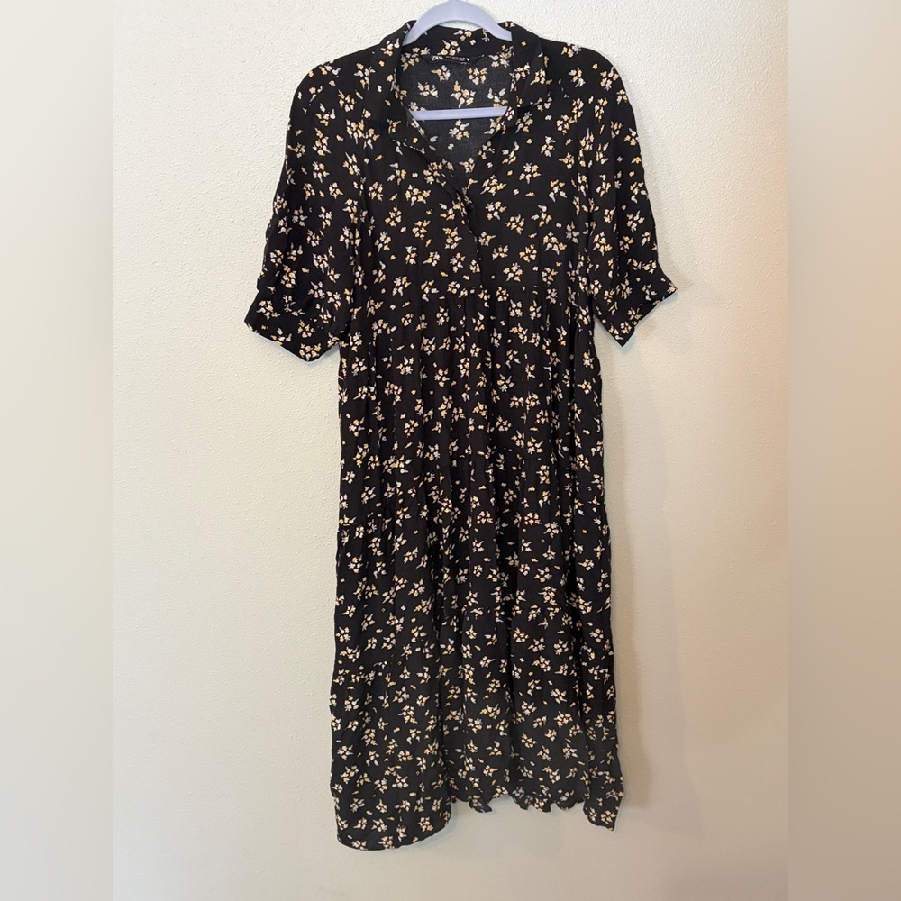 Zara Black Floral Tiered Midi‎ dress Yellow Accent and pockets granny granola